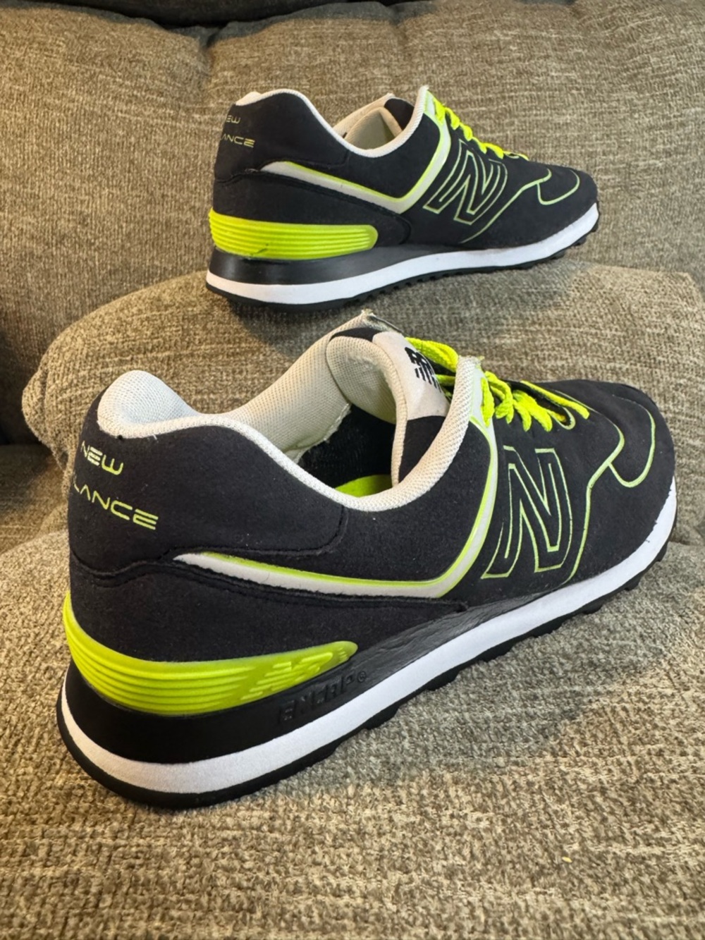 New Balance 574 Men’s Black with Neon Yellow Running Shoes ML574NEN Size 10.5 - Picture 10 of 11